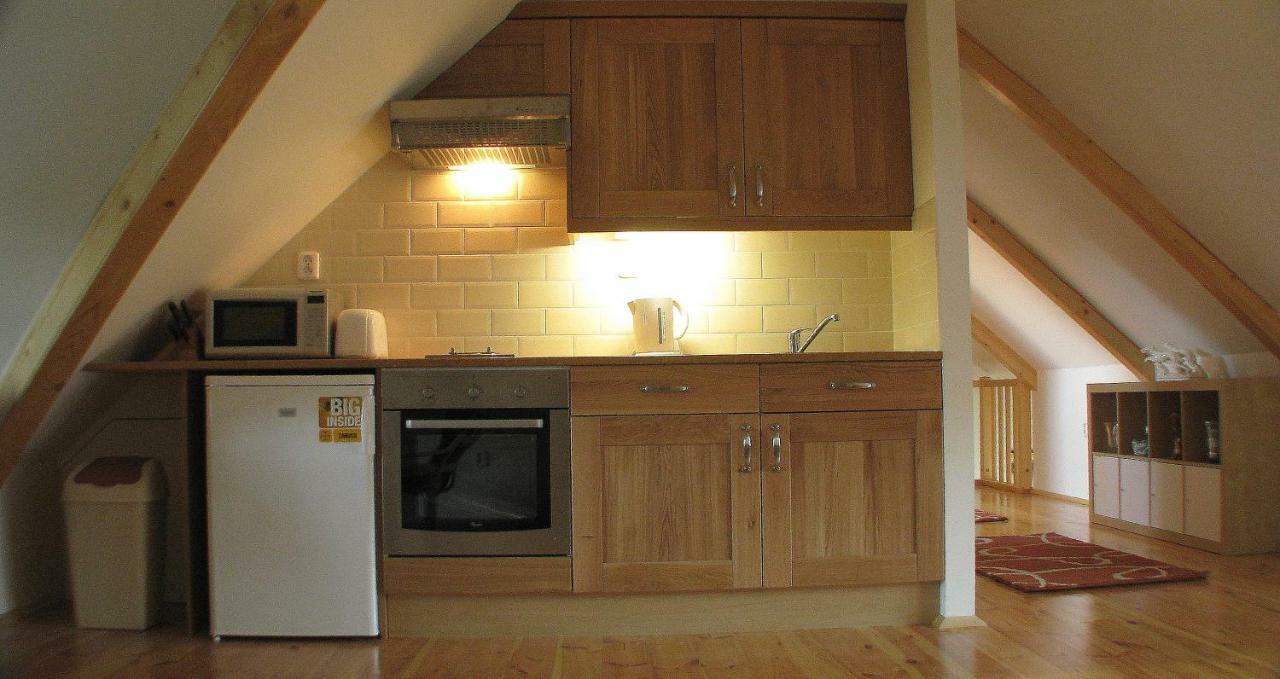 Station House Loft Apartment Obratan Exterior foto