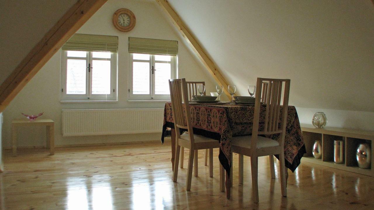 Station House Loft Apartment Obratan Exterior foto
